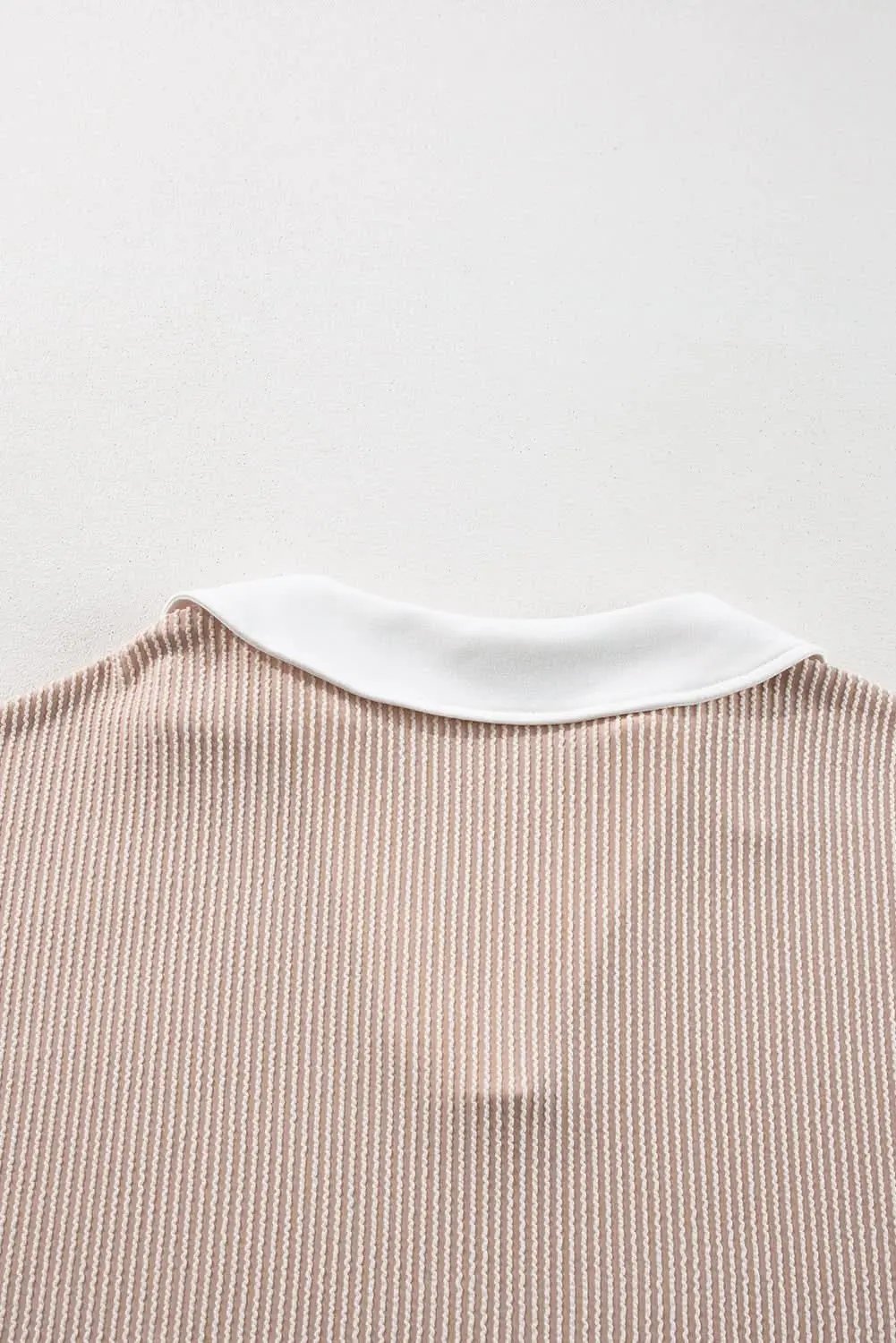 Chic colorblock v-neck top with slits - Love Salve